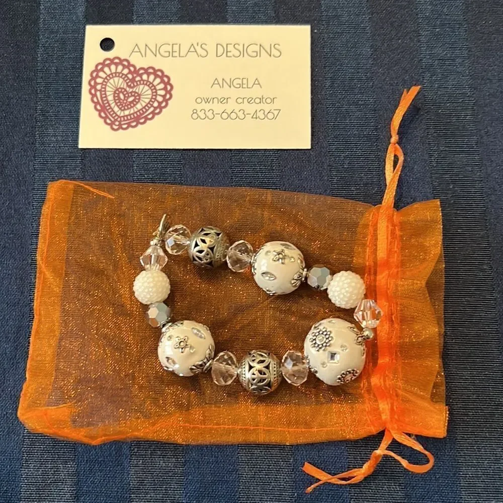 NWT Angelas Designs handmade White silver clear beaded stretch bracelet